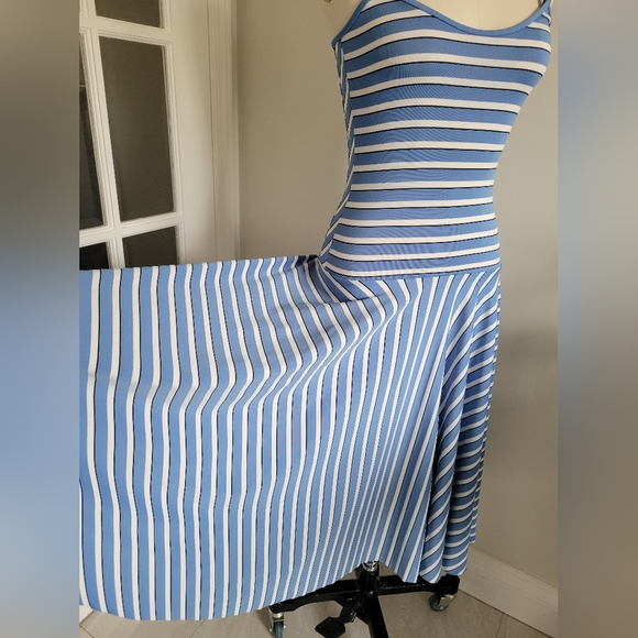 VINTAGE style summer dress in blue,white and black striped stretch fabric - Picture 6 of 13